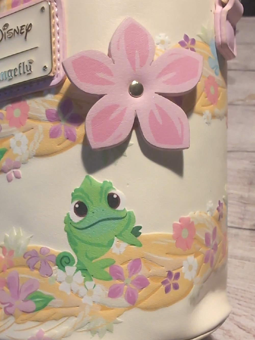 Loungefly Disney Tangled Rapunzel Golden Hair Crossbody Box Lunch Exclusive - Picture 8 of 16